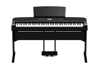 Yamaha DGX670 Portable Grand Digital Piano in Black 