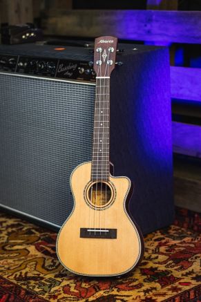 Alvarez ALAU70CCE Acoustic Electric Concert Ukulele 